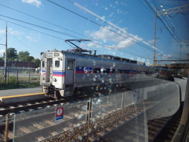 Foto: tren de SEPTA - Claymont (Delaware), Estados Unidos