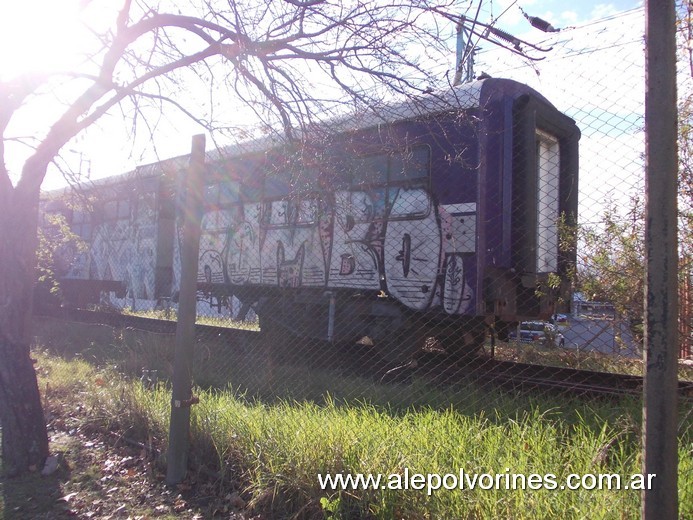 Foto: San Martin - Coches ferroviarios abandonados - San Martin (Buenos Aires), Argentina