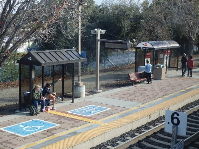 Foto: estación Sunnyvale, de Caltrain - Sunnyvale (California), Estados Unidos