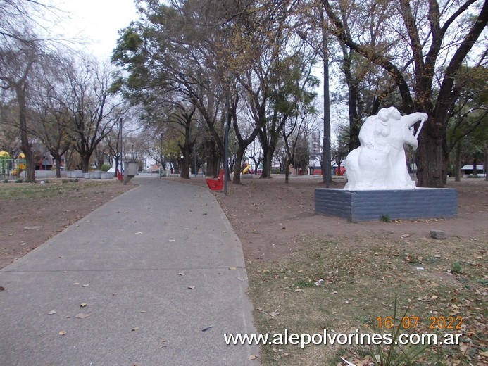 Foto: Villa Bosch - Plaza Leonardo Murialdo - Villa Bosch (Buenos Aires), Argentina