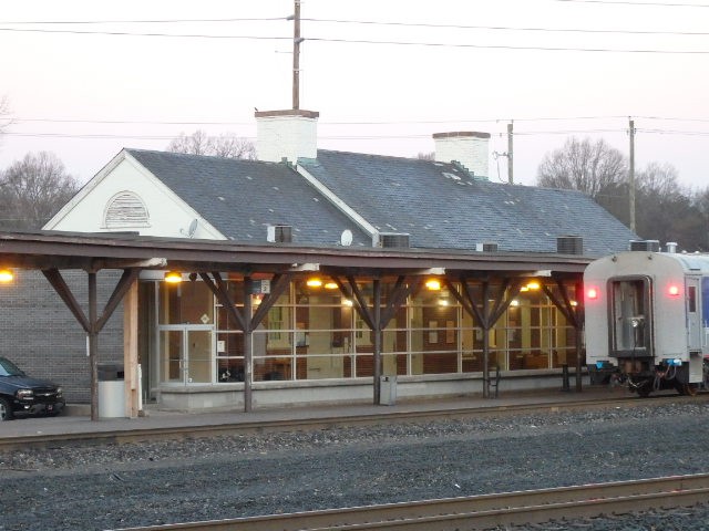 Foto: estación de Amtrak y del NCRR - Raleigh (North Carolina), Estados Unidos