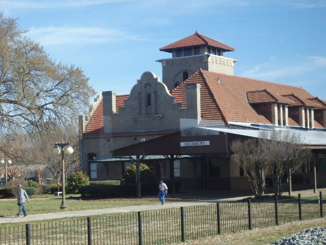 Foto: estación de Amtrak y NCRR - Salisbury (North Carolina), Estados Unidos