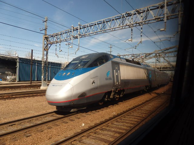 Foto: tren de alta velocidad Acela Express - No Identificada (Connecticut), Estados Unidos