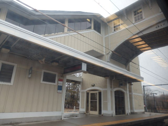 Foto: estación de la Shore Line East y Amtrak - Old Saybrook (Connecticut), Estados Unidos