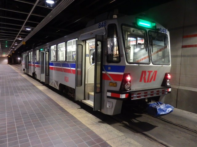 Foto: estación Tower City de las tres líneas de metro - Cleveland (Ohio), Estados Unidos