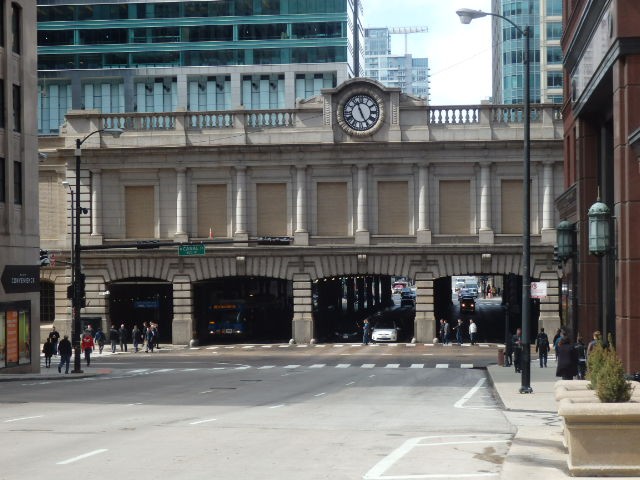 Foto: costado de la estación Ogilvie - Chicago (Illinois), Estados Unidos