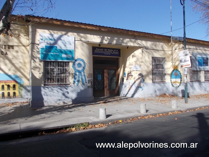 Foto: San Martin - Escuela Baldomero Fernandez Moreno - San Martin (Buenos Aires), Argentina