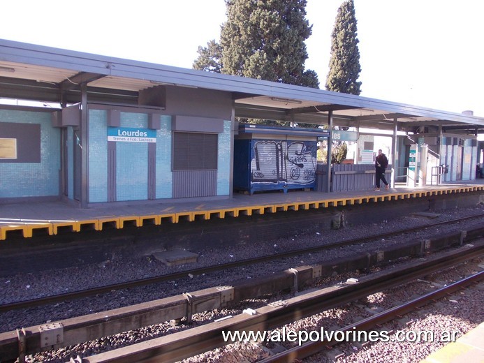 Foto: Estacion Lourdes - San Martin (Buenos Aires), Argentina