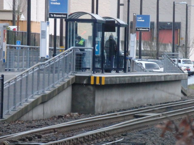 Foto: estación Hall/Nimbus del WES - Beaverton (Oregon), Estados Unidos