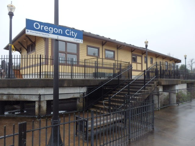 Foto: estación del Southern Pacific reconstruida - Oregon City (Oregon), Estados Unidos