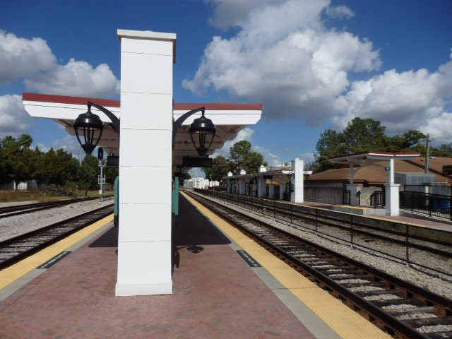 Foto: estación de Amtrak y SunRail - Orlando (Florida), Estados Unidos