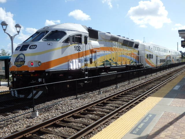 Foto: estación Sand Lake Road, de Tri-Rail - Pine Castle (Florida), Estados Unidos