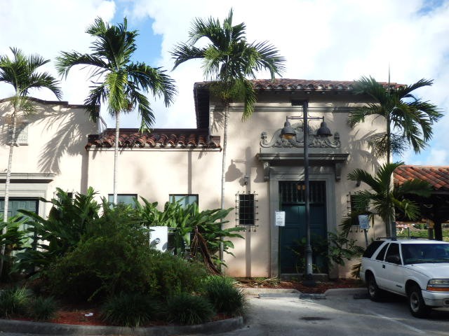 Foto: estación de Amtrak y Tri-Rail - Hollywood (Florida), Estados Unidos