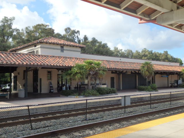 Foto: estación de Amtrak y Tri-Rail - Hollywood (Florida), Estados Unidos