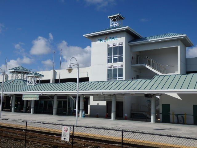 Foto: estación de Tri-Rail - Dania Beach (Florida), Estados Unidos