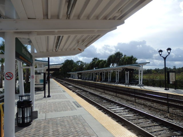 Foto: estación de SunRail - DeBary (Florida), Estados Unidos