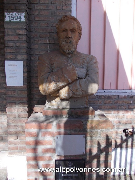 Foto: Martin Coronado - Busto Martin Güemes - Martin Coronado (Buenos Aires), Argentina