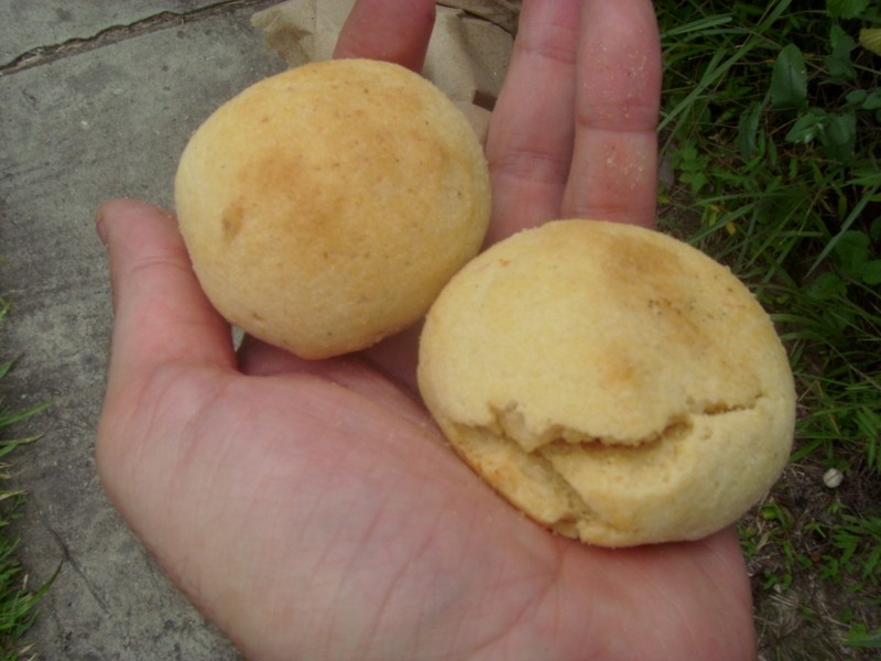 Foto: pan de bono (chipas, cuñapés) - Leticia (Amazonas), Colombia