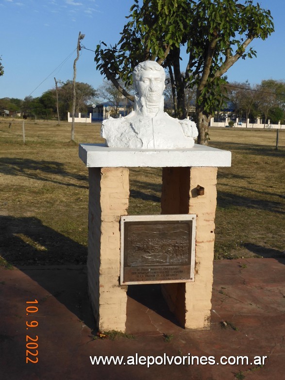 Foto: Gran Guardia - Busto Gral Belgrano - Gran Guardia (Formosa), Argentina