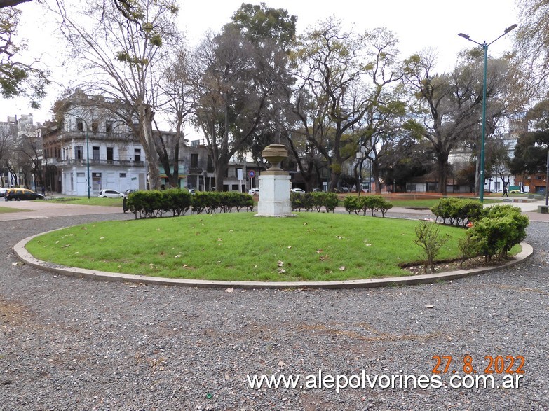 Foto: Constitucion - Plaza Garay - Constitucion (Buenos Aires), Argentina