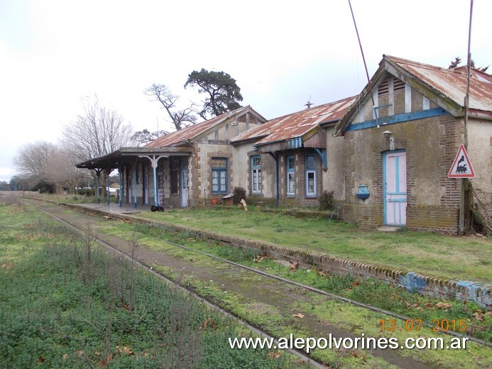 Foto: Estación Los Pinos - Los Pinos (Buenos Aires), Argentina