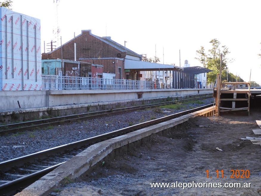 Foto: Estación Los Polvorines - Los Polvorines (Buenos Aires), Argentina