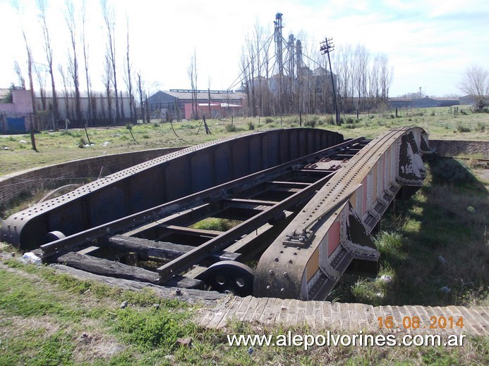 Foto: Estación Los Toldos - Mesa Giratoria - Los Toldos (Buenos Aires), Argentina