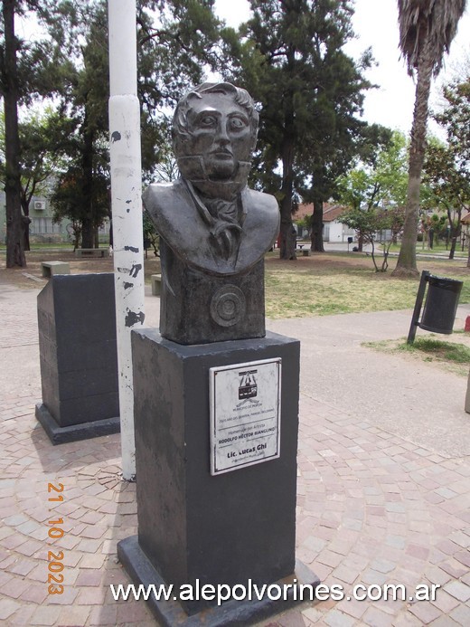 Foto: El Palomar - Plaza Manuel Belgrano - El Palomar (Buenos Aires), Argentina