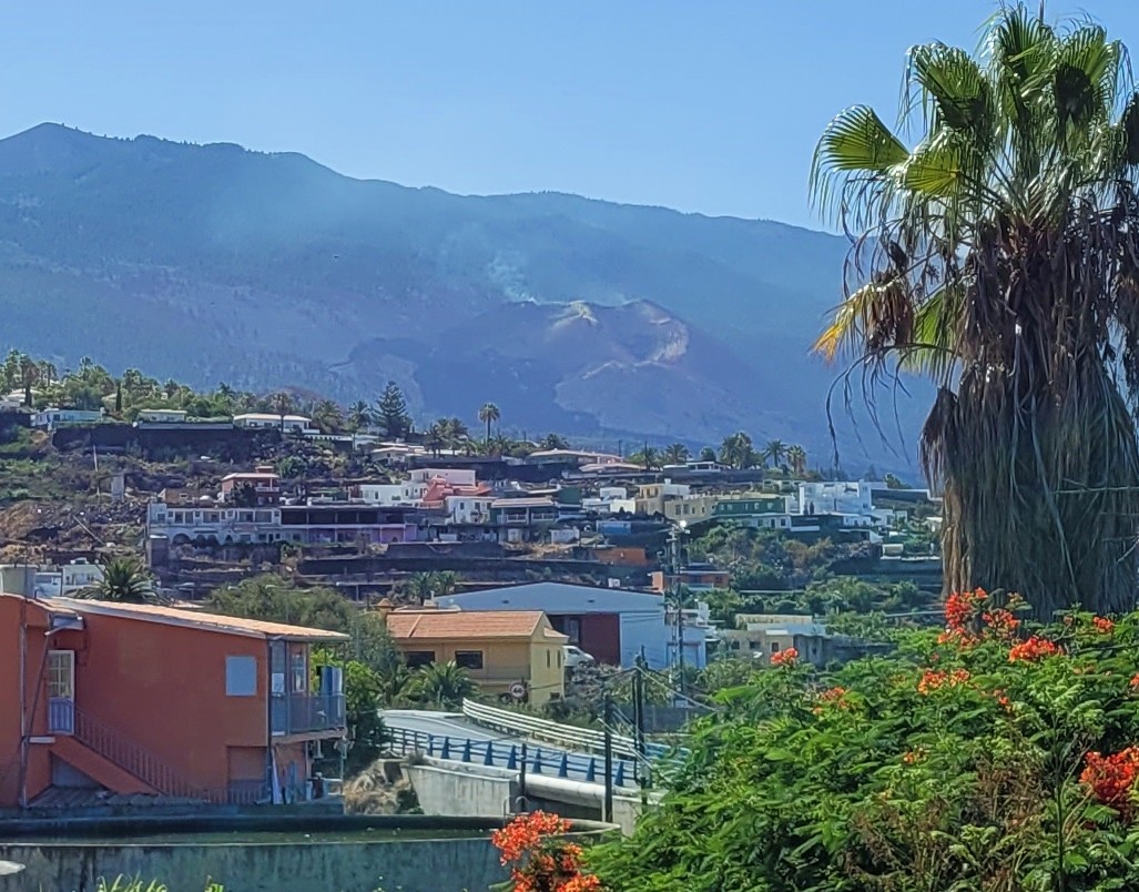 Foto: Vista del volcán - Tazacorte (La Palma) (Santa Cruz de Tenerife), España