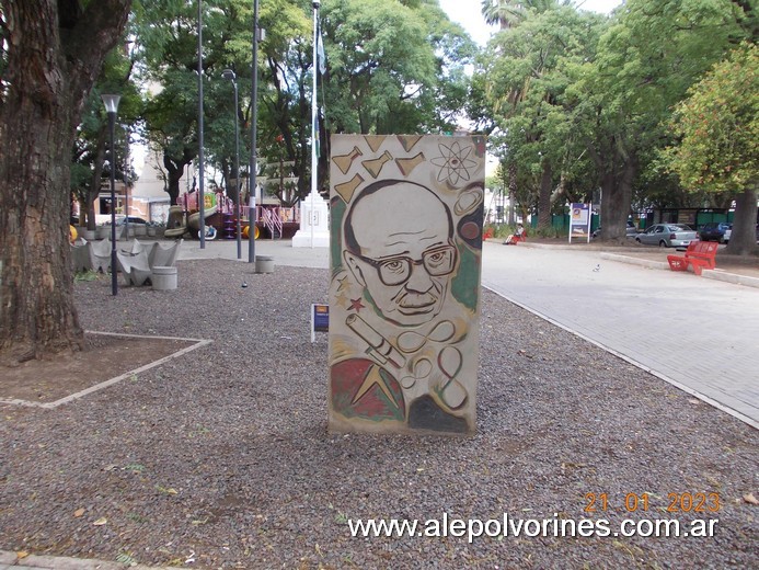 Foto: Santos Lugares - Plaza Arturo Illia - Santos Lugares (Buenos Aires), Argentina