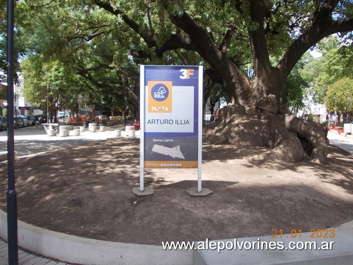 Foto: Santos Lugares - Plaza Arturo Illia - Santos Lugares (Buenos Aires), Argentina