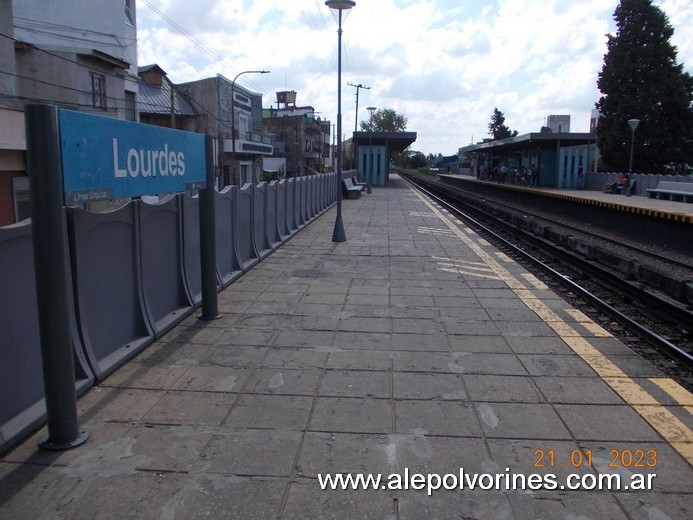 Foto: Estación Lourdes - Santos Lugares (Buenos Aires), Argentina