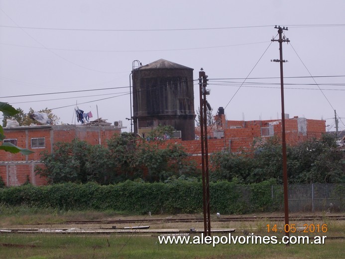 Foto: Estación José León Suarez - Tanque - Jose Leon Suarez (Buenos Aires), Argentina