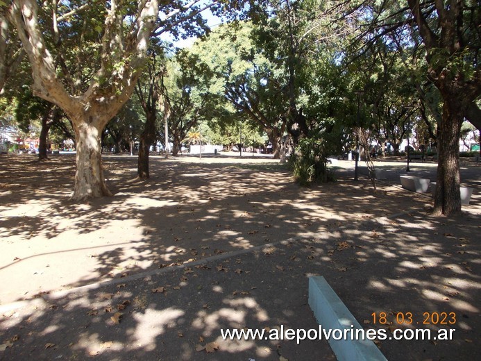 Foto: Caseros - Plaza Pineral - Caseros (Buenos Aires), Argentina