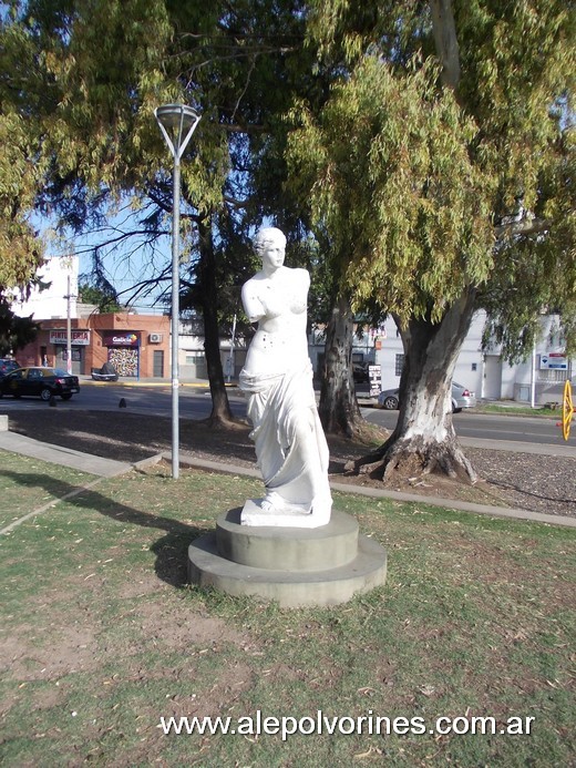 Foto: José Ingenieros - Paseo de los Granaderos - Venus de Milo - José Ingenieros (Buenos Aires), Argentina