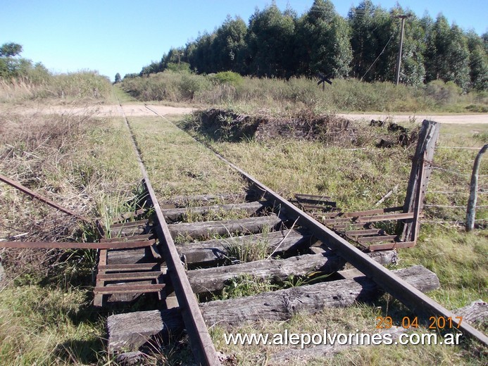 Foto: Apeadero Km 50 FCNEA - Ubajay (Entre Ríos), Argentina