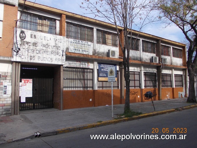 Foto: Ciudadela - Escuela N°20 Ejercito Argentino - Ciudadela (Buenos Aires), Argentina