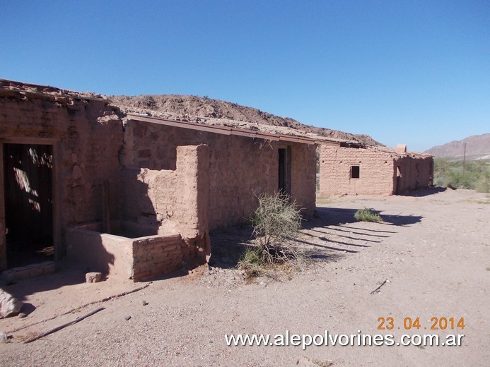 Foto: Estación Km 891 FCAdN - Villa Mazan (La Rioja), Argentina