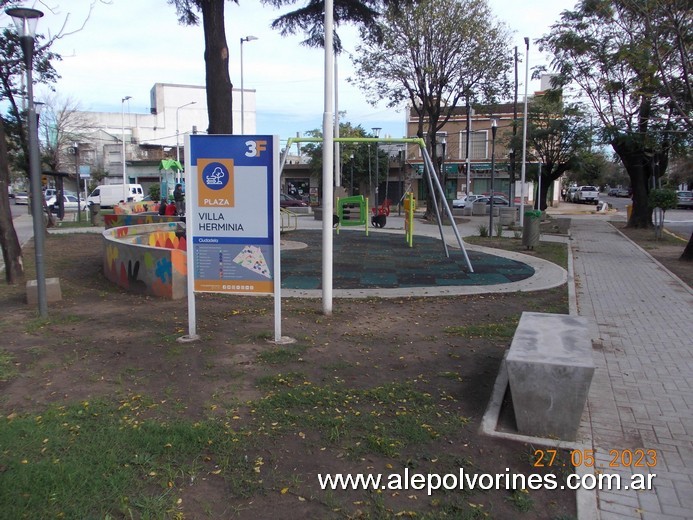 Foto: Ciudadela - Plaza Villa Herminia - Ciudadela (Buenos Aires), Argentina