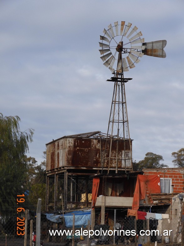 Foto: Estación Giles FCGU - San Andrés de Giles (Buenos Aires), Argentina