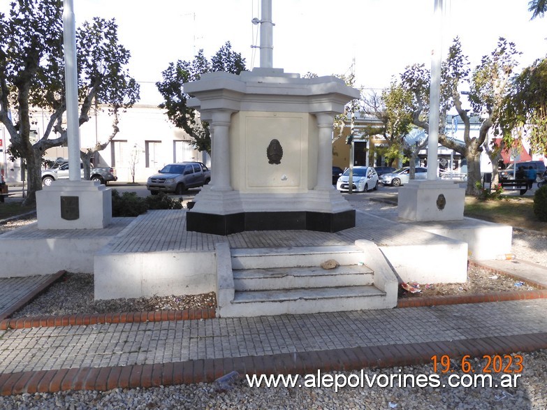 Foto: San Andrés de Giles - Plaza San Martin - San Andrés de Giles (Buenos Aires), Argentina