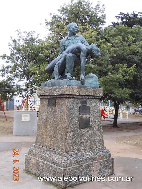 Foto: Junín - Monumento Eusebio Marcilla - Junin (Buenos Aires), Argentina