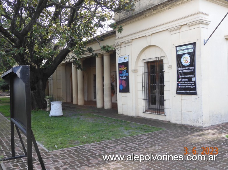 Foto: Flores CABA - Espacio Cultural Marco del Pont - Flores (Buenos Aires), Argentina