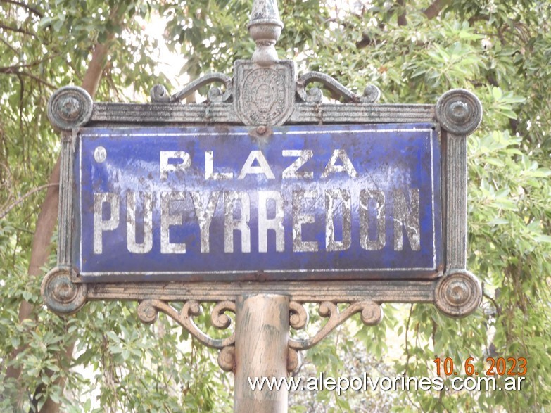 Foto: Flores CABA - Plaza Pueyrredon - Flores (Buenos Aires), Argentina