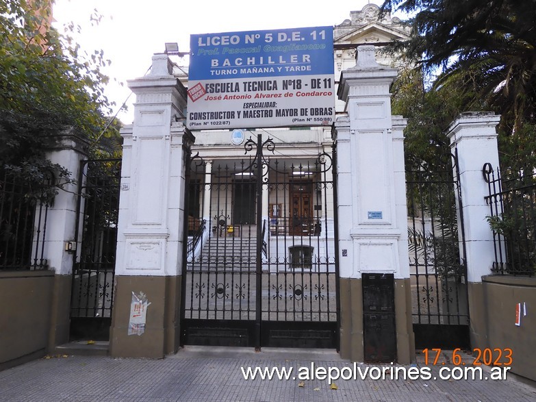 Foto: Flores CABA - Escuela Técnica Álvarez Condarco - Flores (Buenos Aires), Argentina