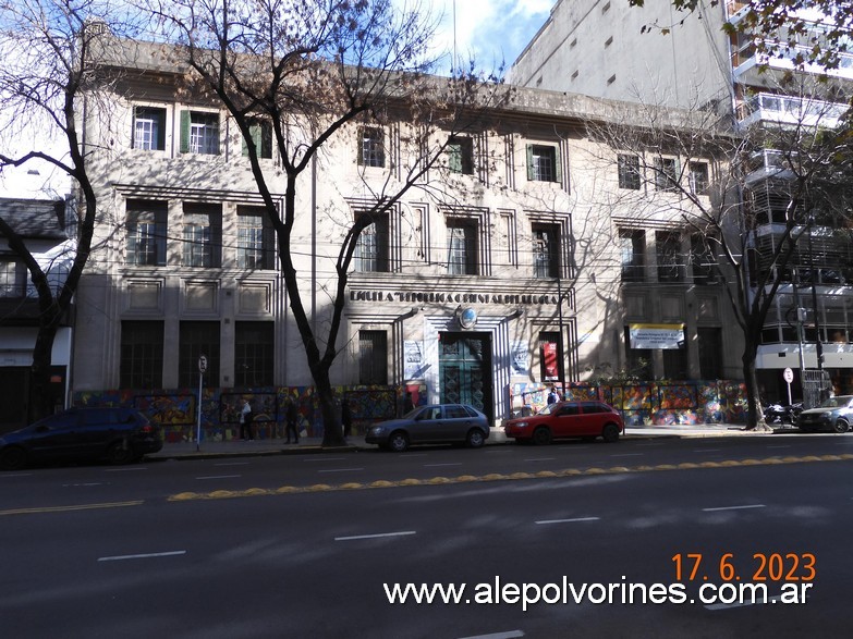 Foto: Flores CABA - Escuela Republica Oriental del Uruguay - Flores (Buenos Aires), Argentina