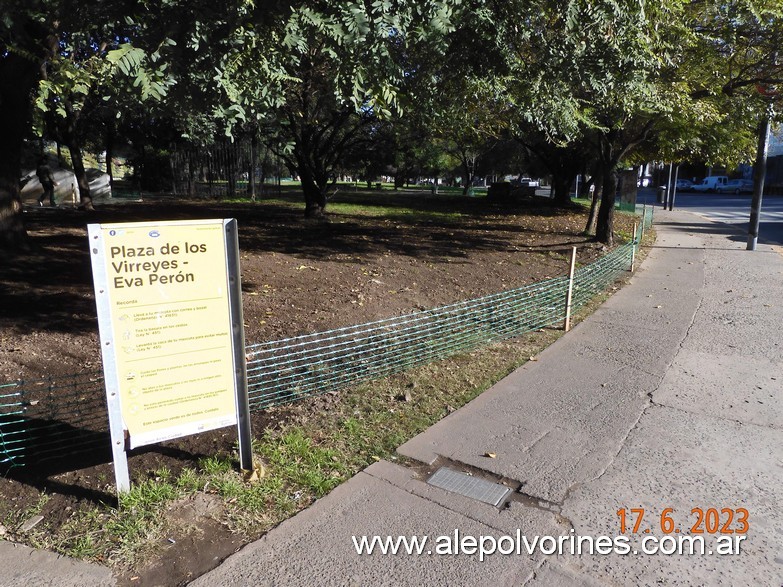 Foto: Flores CABA - Plaza de los Virreyes - Eva Perón - Flores (Buenos Aires), Argentina