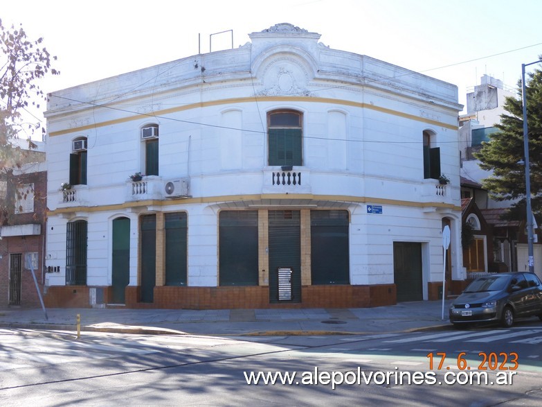 Foto: Flores CABA - Edificios Porteños - Flores (Buenos Aires), Argentina