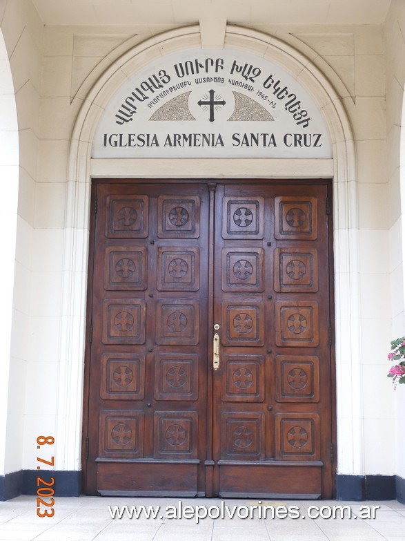 Foto: Flores CABA - Iglesia Armenia Santa Cruz - Flores (Buenos Aires), Argentina