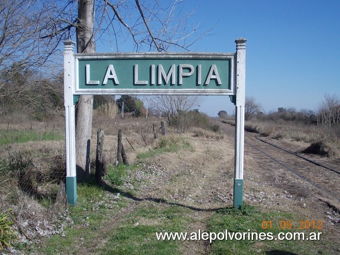 Foto: Estación La Limpia - La Limpia (Buenos Aires), Argentina